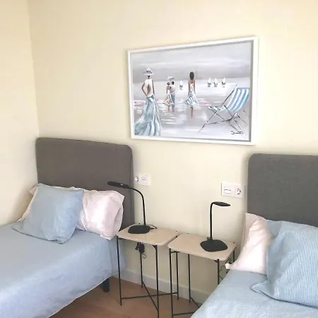 Playa Centro, Nuevo, 5 Huéspedes Vut-3622-as